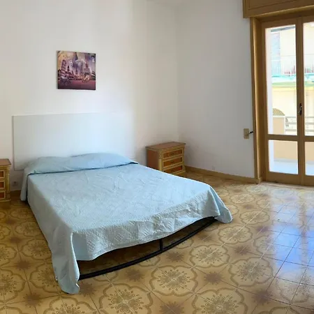 Lägenhet Simsar Salento 3